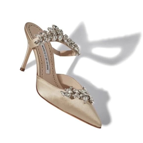 MANOLO BLAHNIK LURUM Champagne Satin Crystal Embellished Mules; size 6.5 - Picture 3 of 6